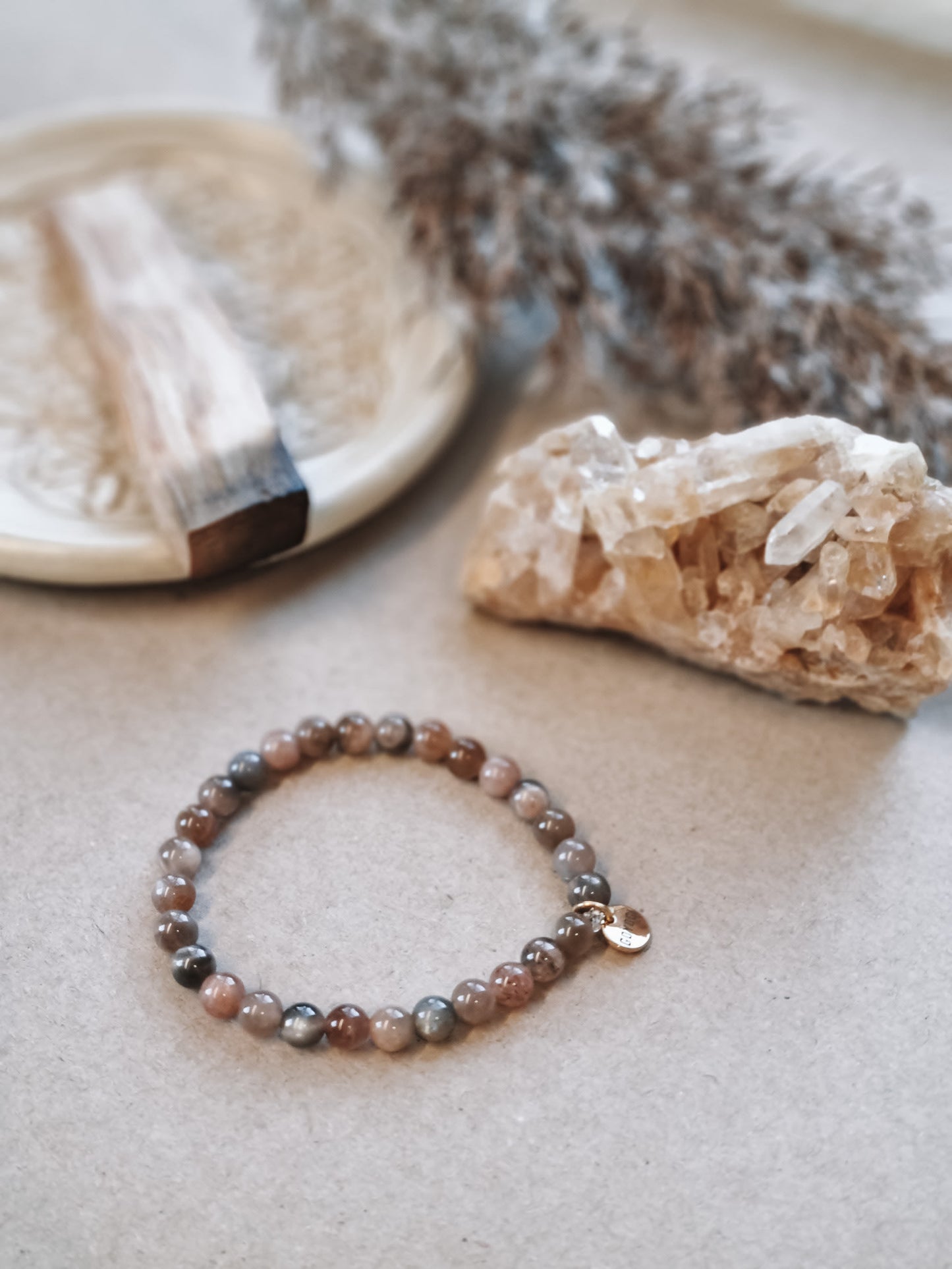 Mantra ENERGY Armbånd – Manifestasjon – Svart Månestein -