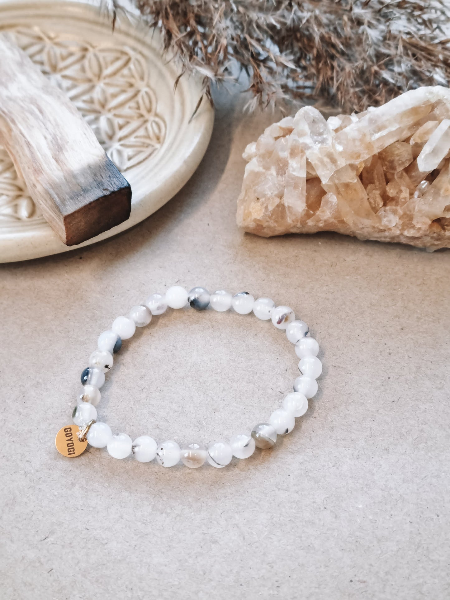 Mantra ENERGY Armbånd – Eksistens – Hvit Agat -