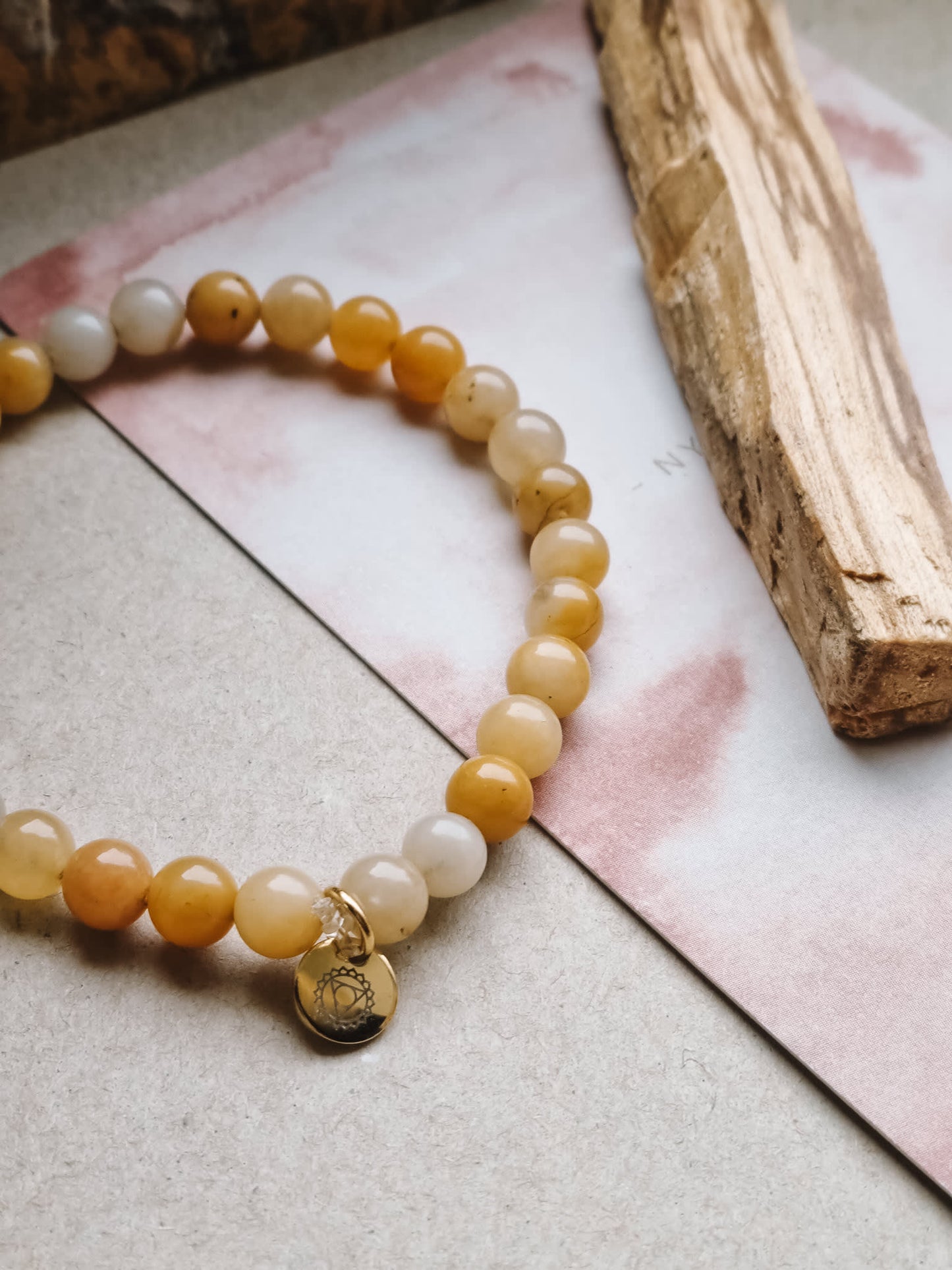 Mantra ENERGY armbånd – Harmoni – Gul Jade -