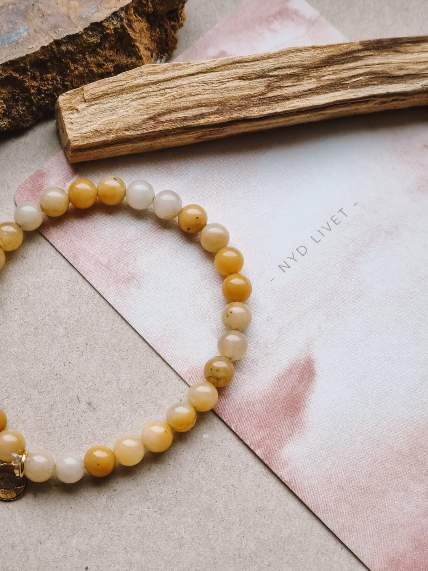 Mantra ENERGY armbånd – Harmoni – Gul Jade -