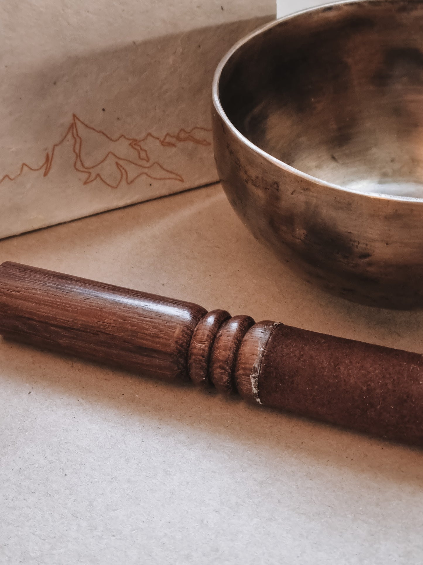 Singing bowl with wooden stick - Nepal -