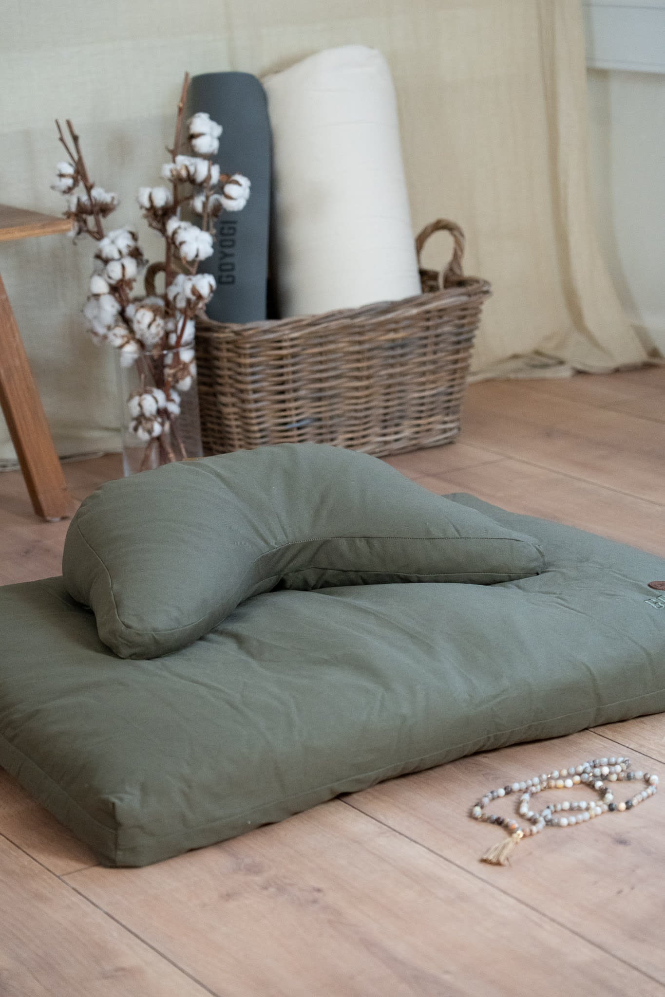 Begin Meditation Zafu Bundle - Dark Olive