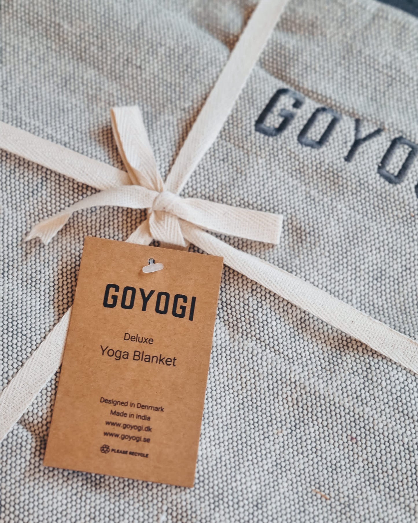 Deluxe Yoga Blanket - Grey
