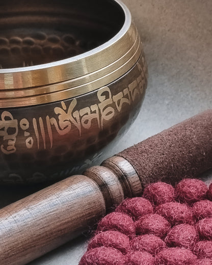 Singing bowl with wooden stick - Nepal