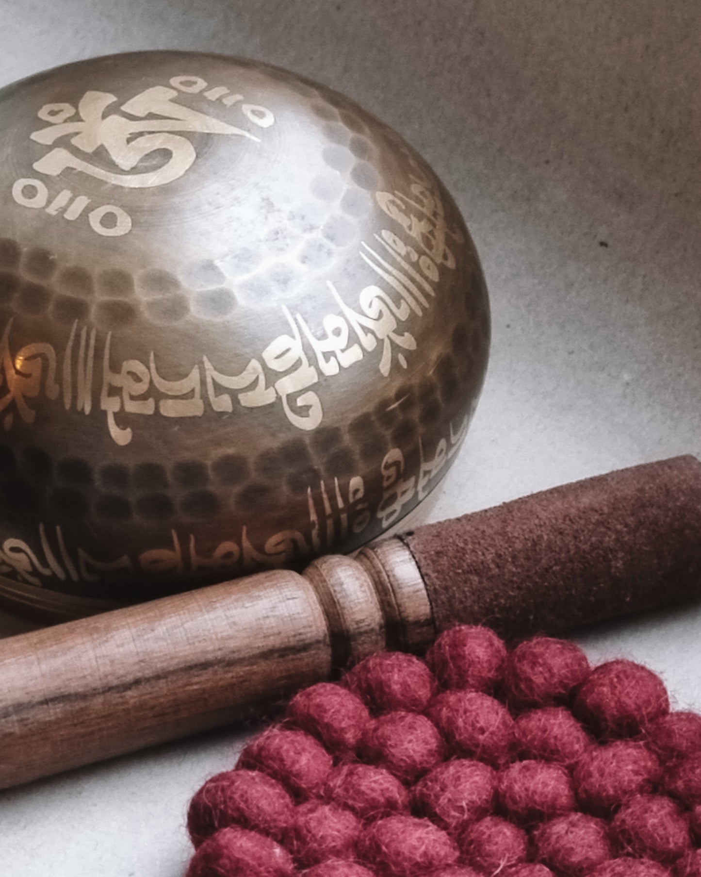 Singing bowl with wooden stick - Nepal
