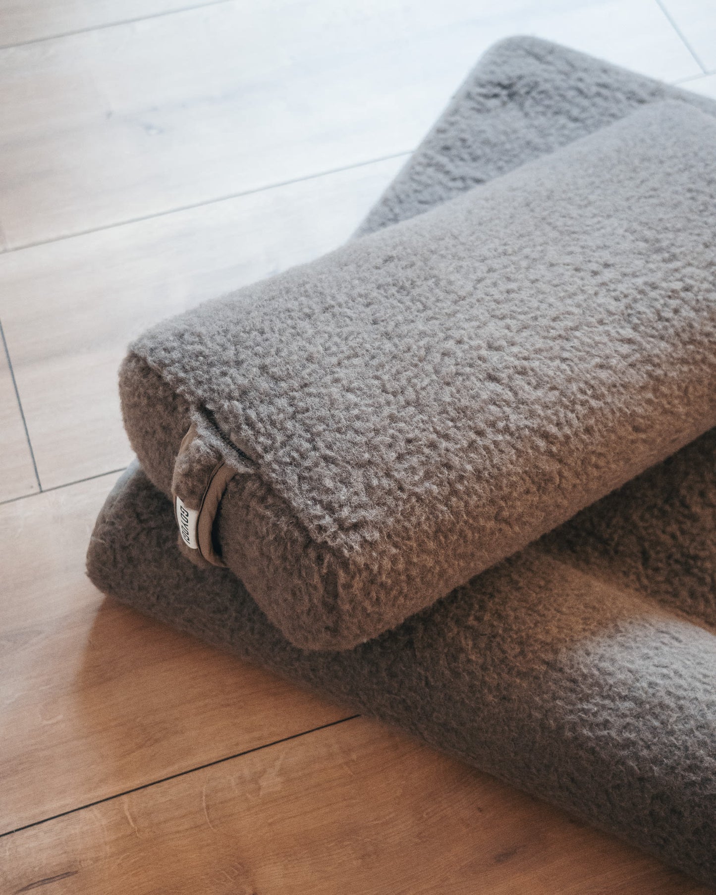 Release Yin Yoga Bundle - Light Brown