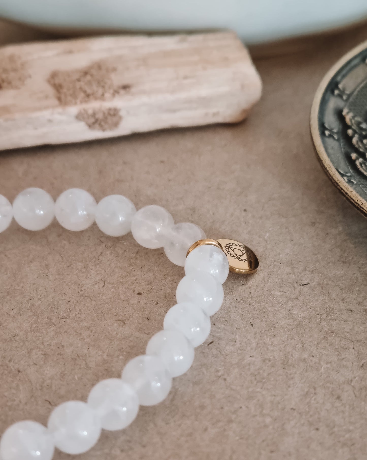 Mantra ENERGY Armbånd – Fornyelse – Hvit Månestein -