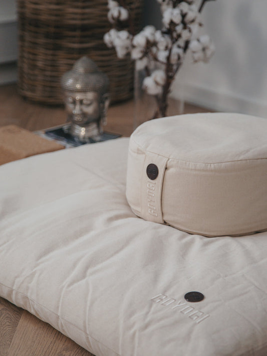 Begin meditation Round Cushion Bundle - Natural
