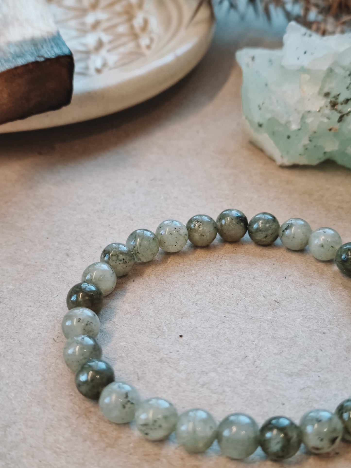 Mantra ENERGY Armbånd – Perspektiv – Grønn Labradoritt -