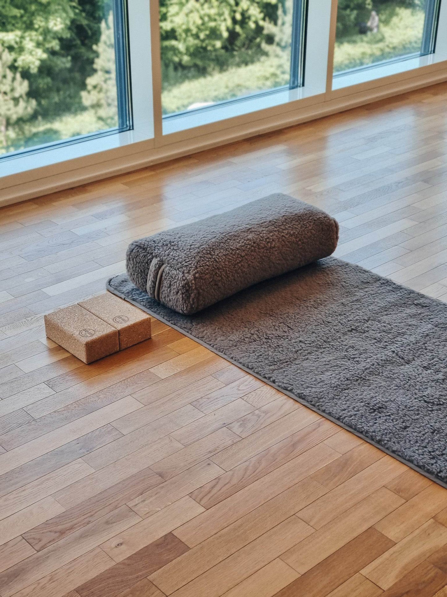Release Yin Yoga Bundle - Light Brown